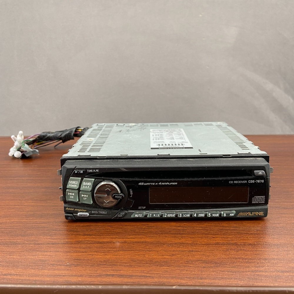 Vintage Alpine CDE-7870 FM/AM Compact Disc Receiver Car Stereo 45W x 4 - Black